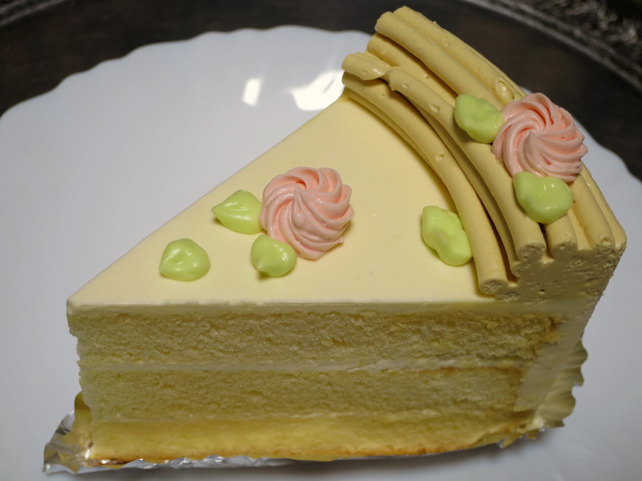 神崎のナナメ読み 母が 新潟大阪屋 の クラシックバターケーキ ２８０円 を好きなわけ